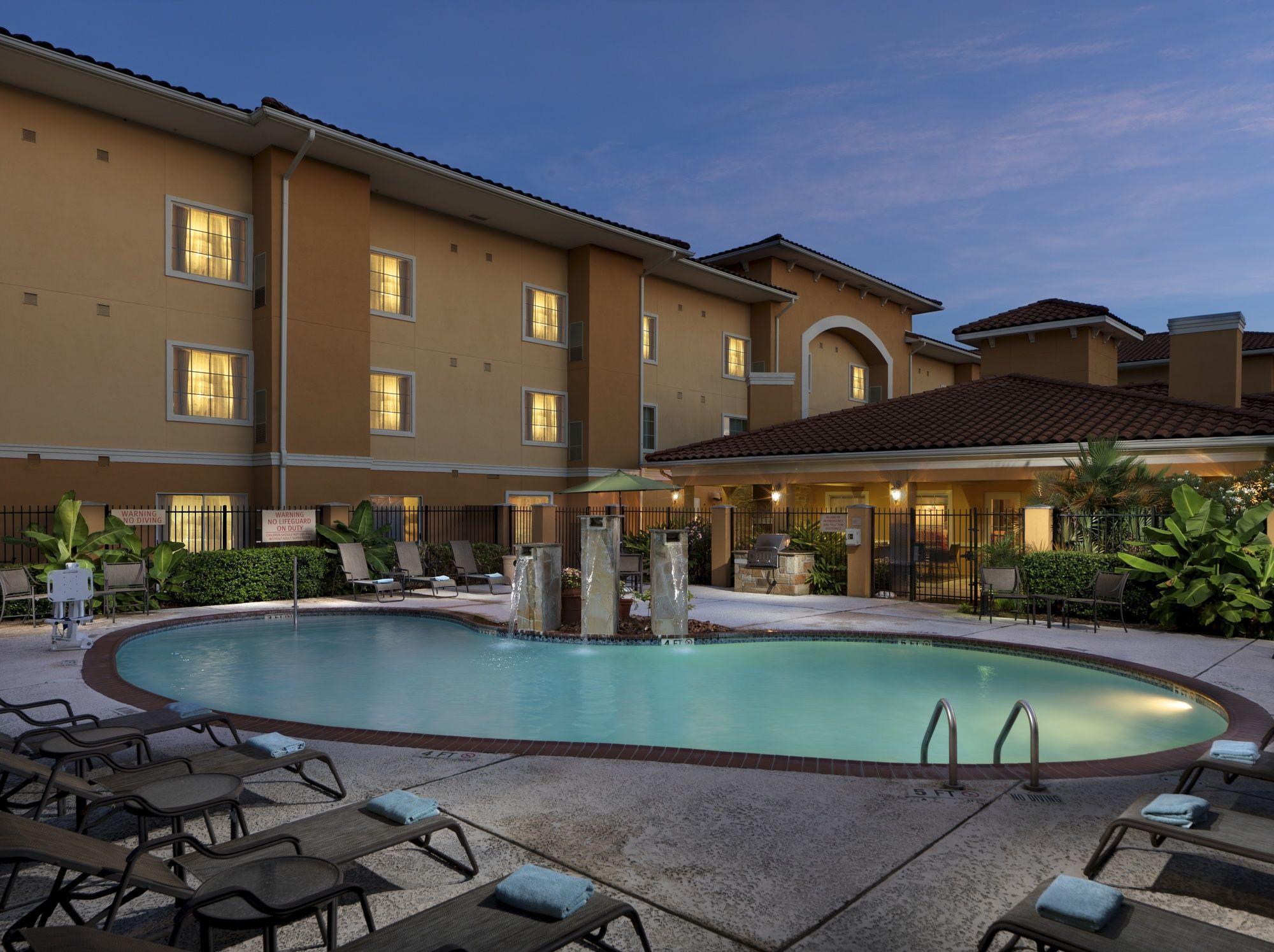 Towneplace Suites Houston North/Shenandoah Kültér fotó